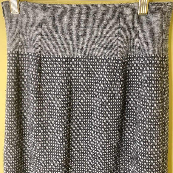 Riani Couture 100% Wool Designer Pencil Skirt Grey Patterned Size 4 - Picture 8 of 10